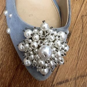 Beautiful light blue pearl flats
